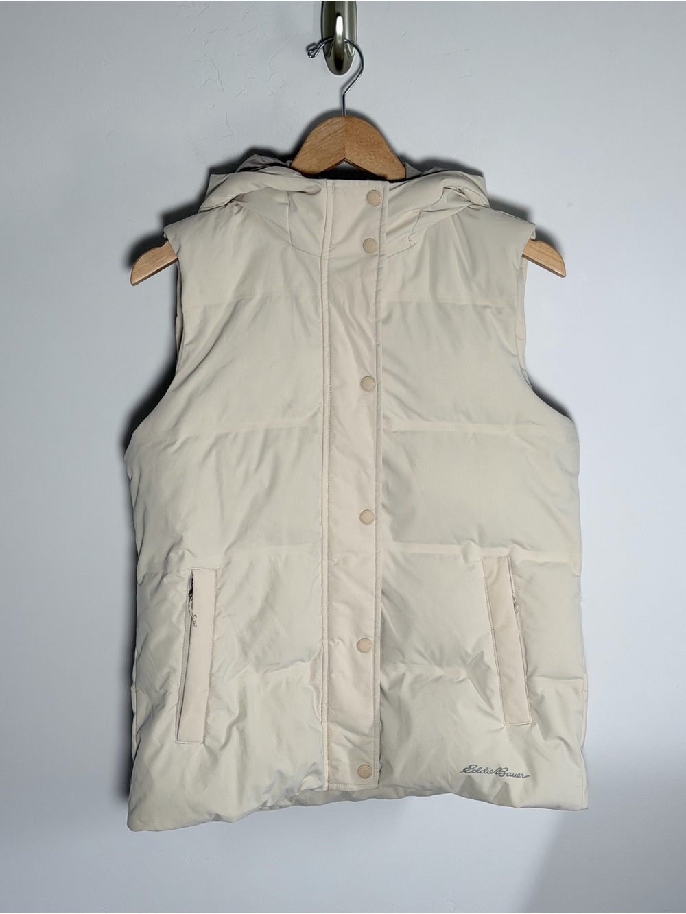 Eddie Bauer Women's Light Cream Quilted Hooded Down Vest S - Picture 3 of 13